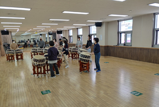 강당